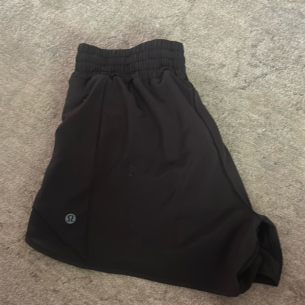 Lululemon Hotty Hot Shorts, 4” inseam, size 8